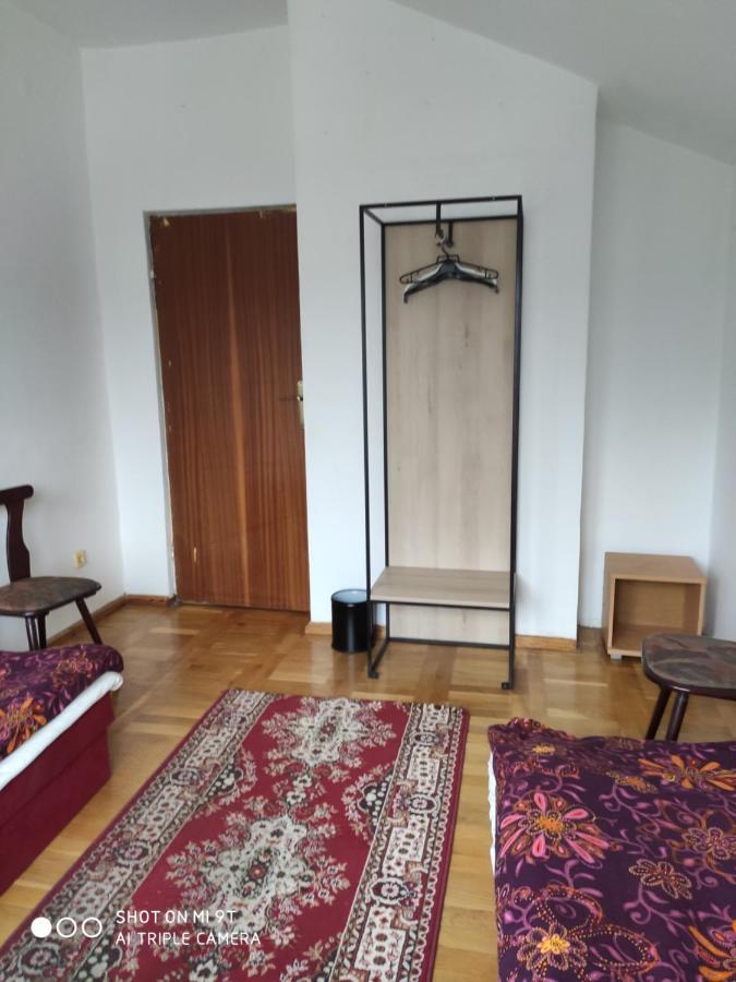 Popularna Guest Home Varsovia Exterior foto
