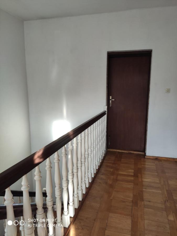 Popularna Guest Home Varsovia Exterior foto