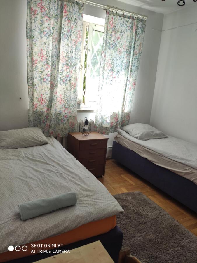 Popularna Guest Home Varsovia Exterior foto